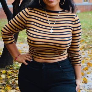 Forever 21 crop top / long sleeve